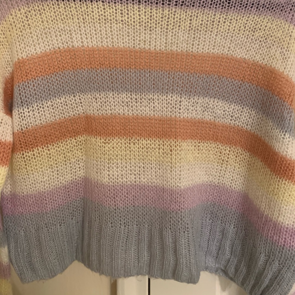 Women's Striped Cropped Crewneck Pullover Sweater - Picture 5 of 6